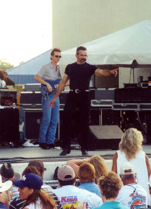 Aaron Tippin, Country Music Concert, Indian River Jam, Fellsmere, FL