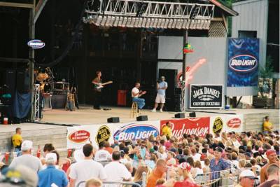 Aaron Tippin, Country Concert '01, Hickory Hills, Fort Loramie, OH