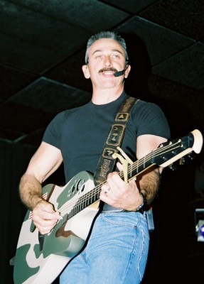 Aaron Tippin, Country Music Concert, Executive Inn Rivermont, Owensboro, KY